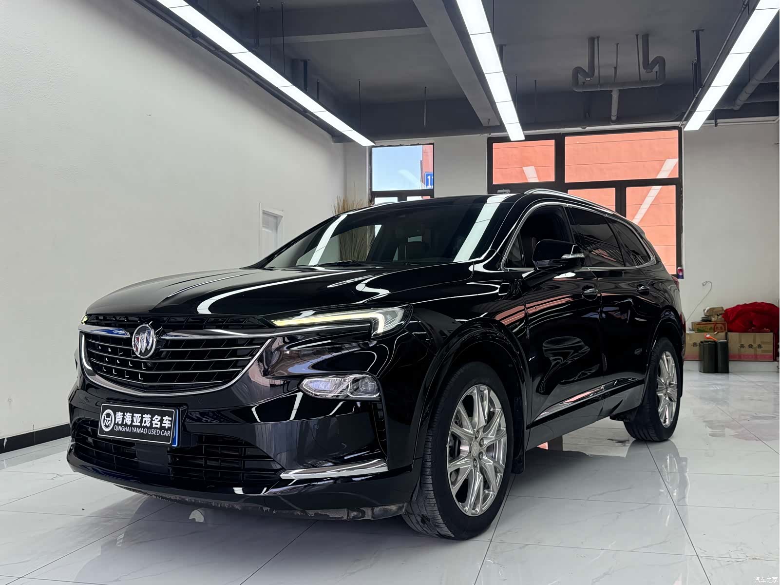 Buick Enclave, 2023 1