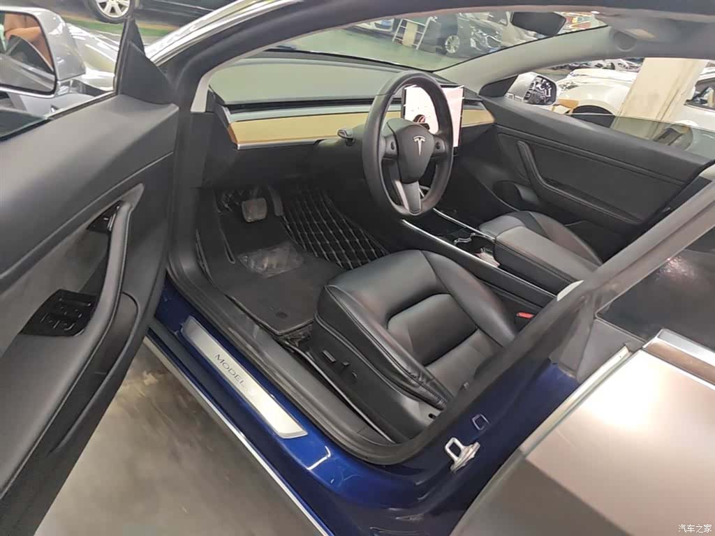 Tesla Model 3, 2020 16