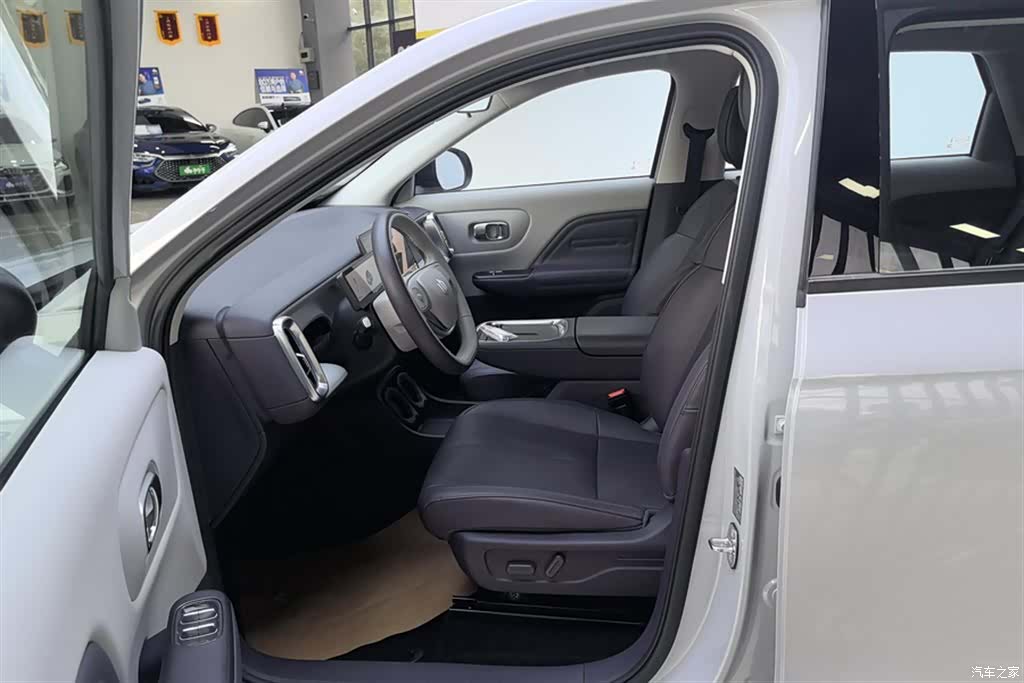 Leapmotor B10, 2025 9