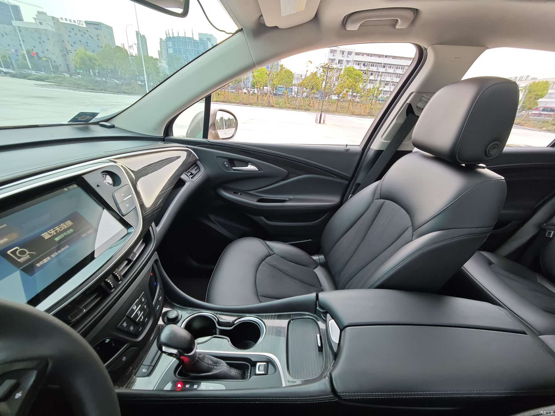 Buick Envision Plus, 2018 11