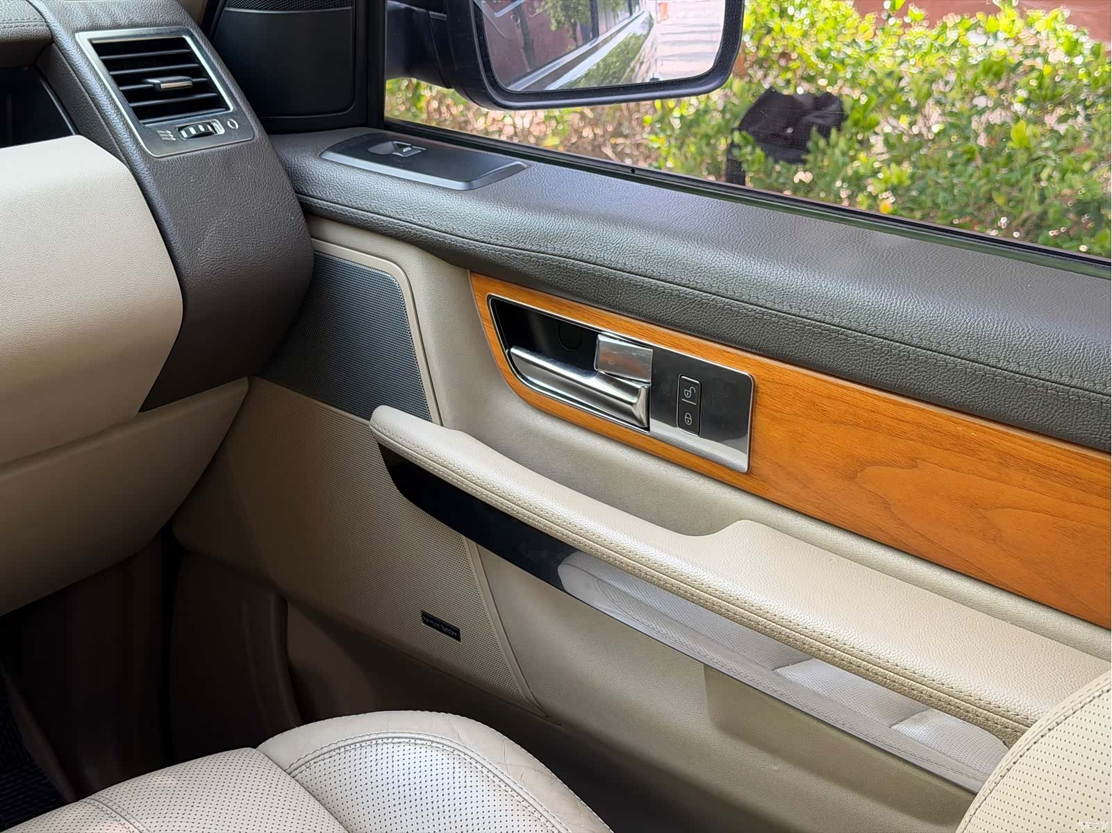 Land Rover Range Rover, 2013 9