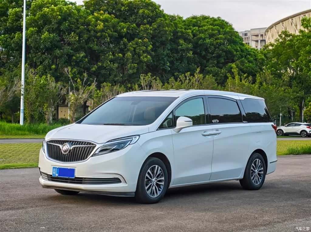 Buick GL8, 2019 4