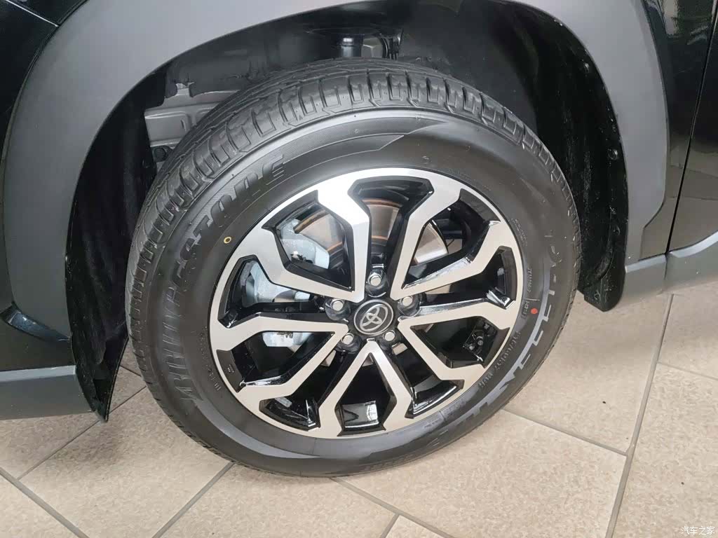 Toyota Frontlander, 2026 25