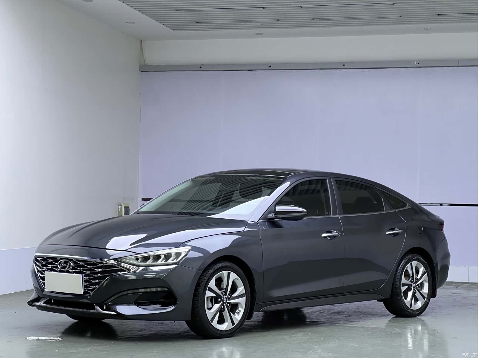 Hyundai Lafesta