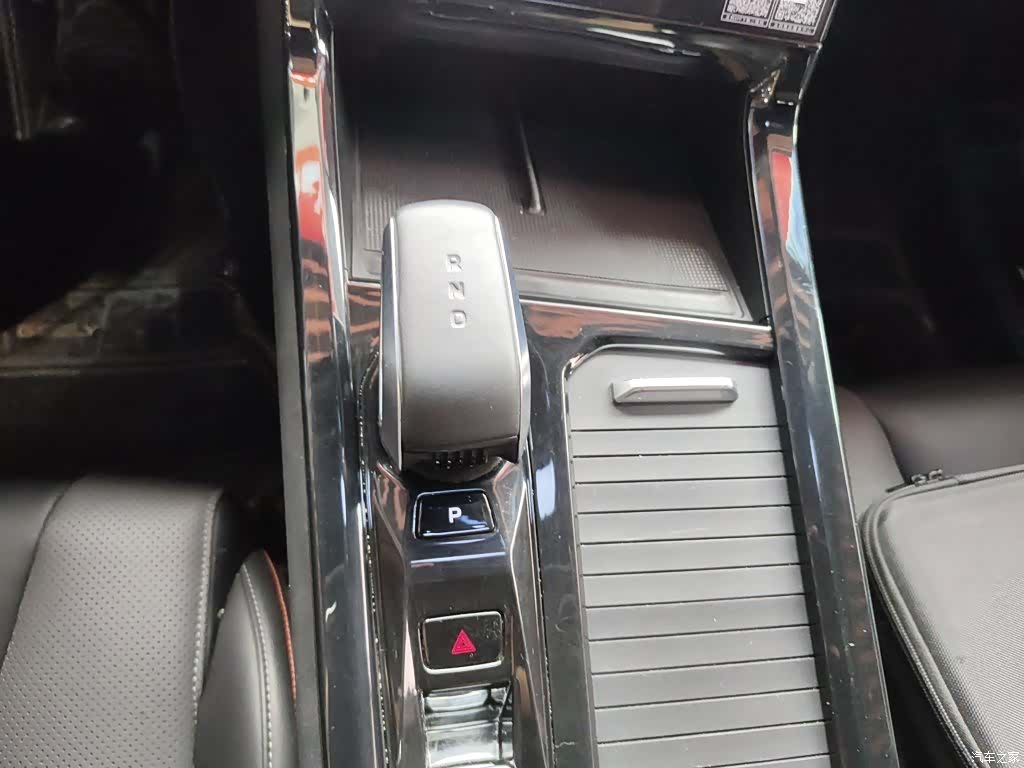 Geely Boyue, 2024 14