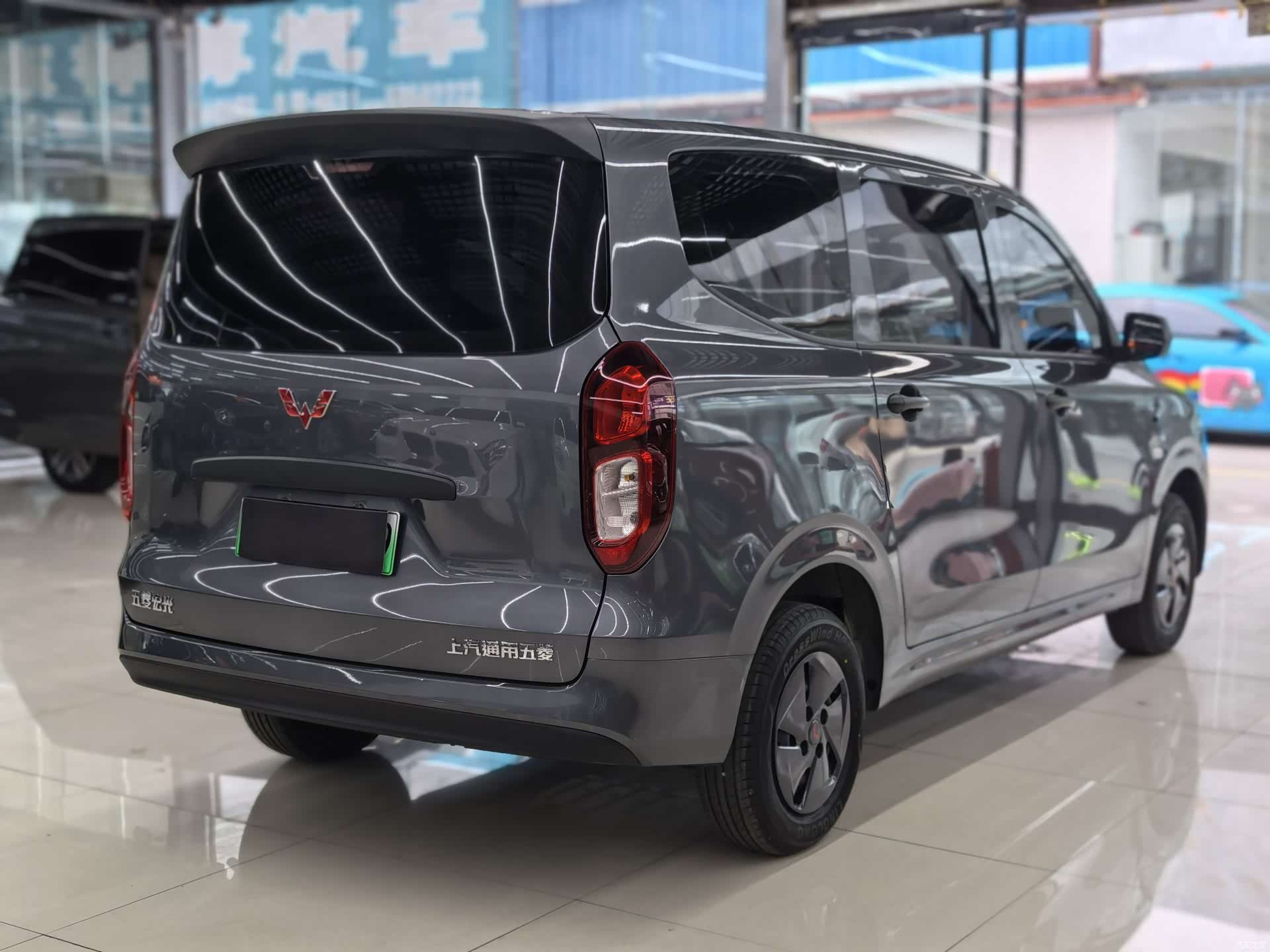 Wuling Hongguang, 2026 все фото