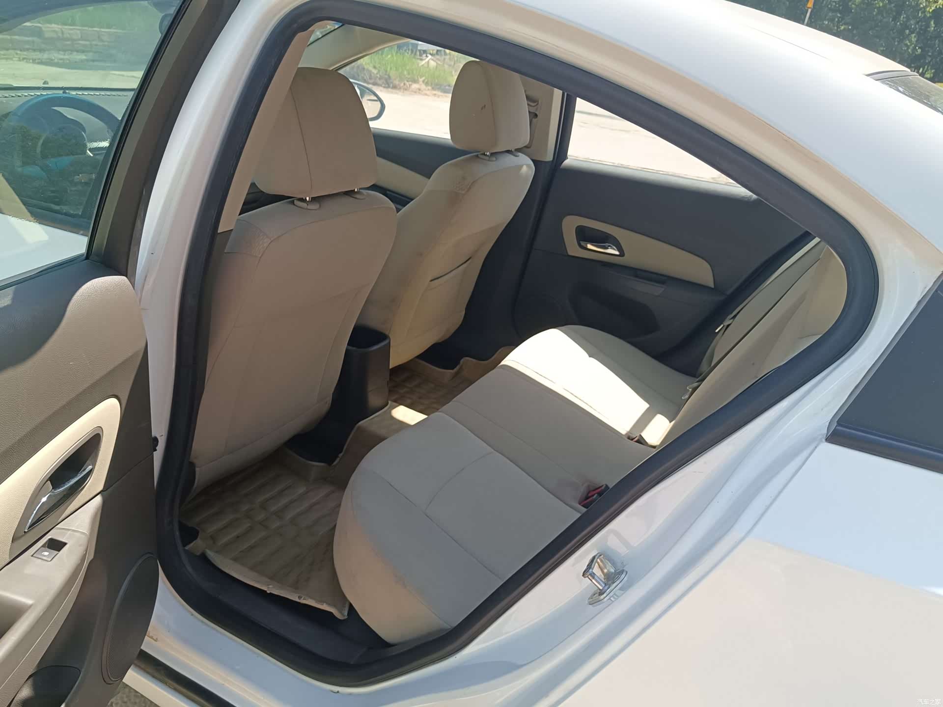 Chevrolet SL, 2016 8