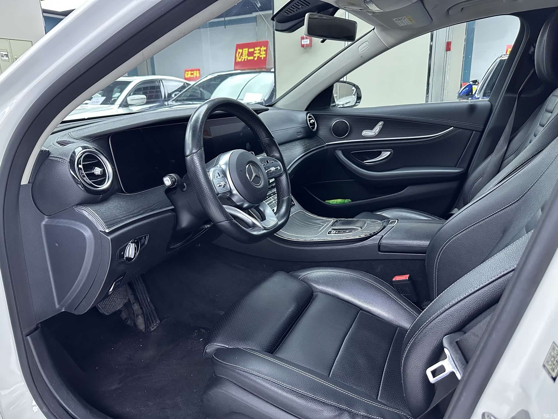 Mercedes-Benz E-Class, 2019 6
