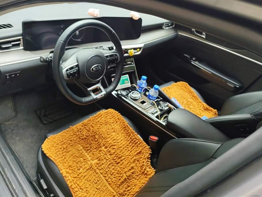 Kia K5 Kia K5