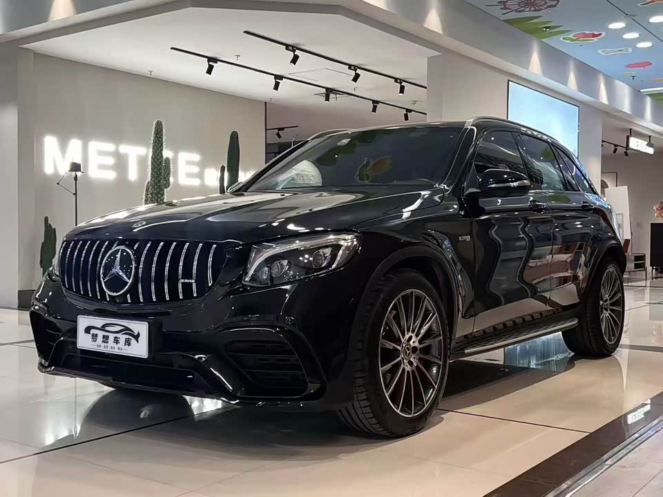 Mercedes-Benz GLC AMG