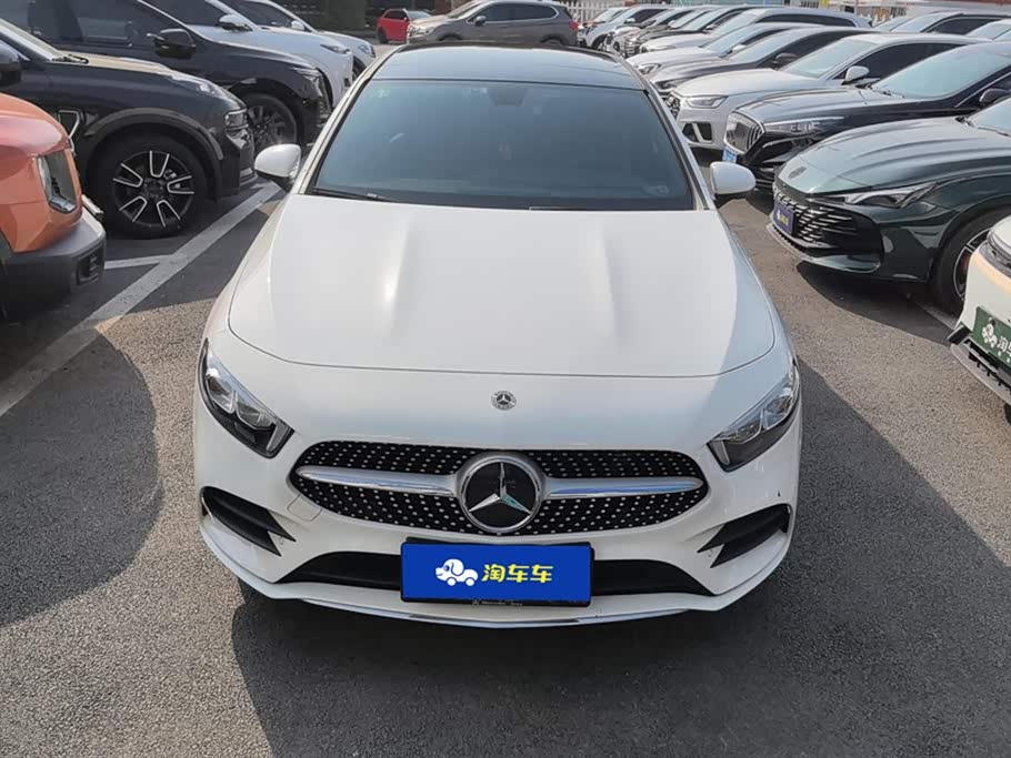 Mercedes-Benz Class A Mercedes-Benz Class A