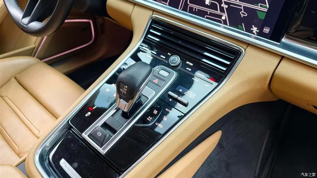 Porsche Panamera, 2022 12