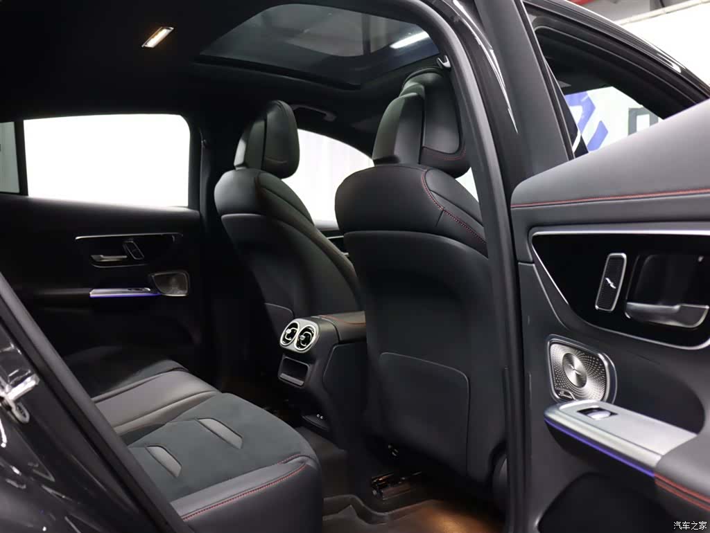 Mercedes-Benz GLC, 2025 23