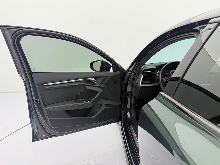Audi A3 2023, фото 20