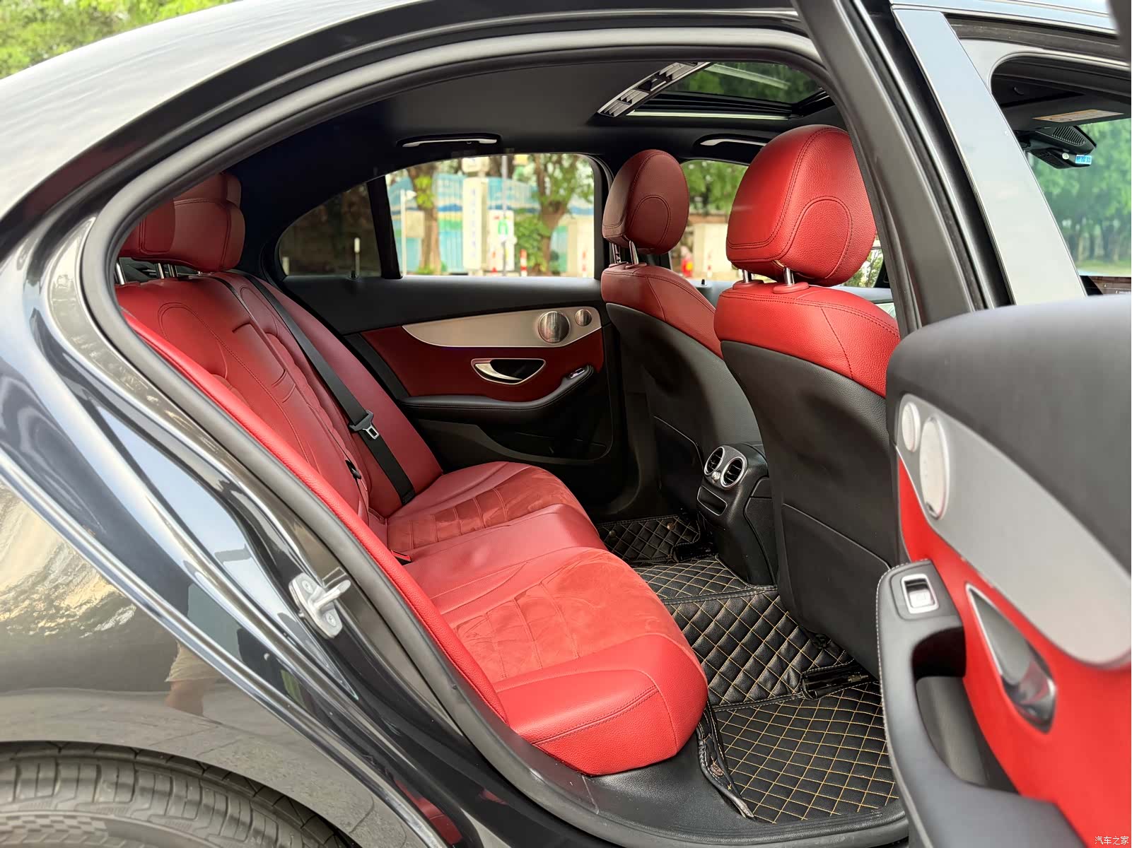 Mercedes-Benz C-Class, 2021 18