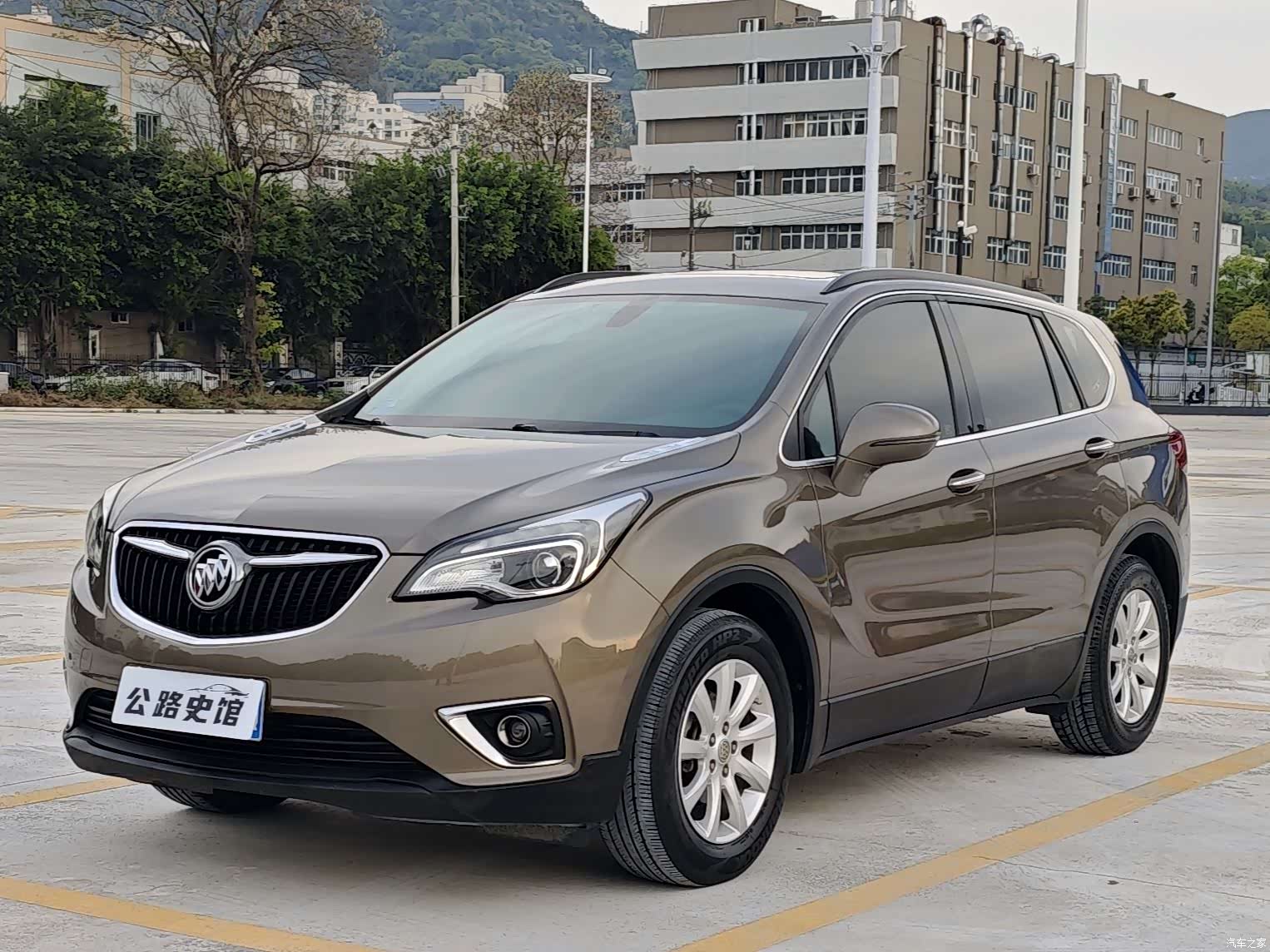 Buick Envision Plus, 2018 1