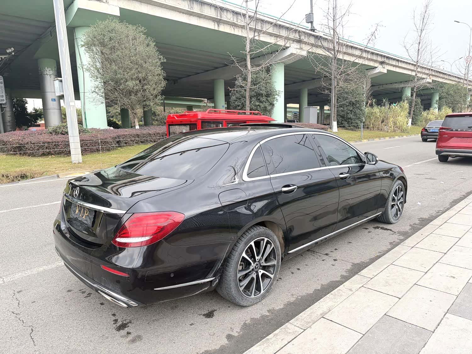 Mercedes-Benz E-Class, 2019 7