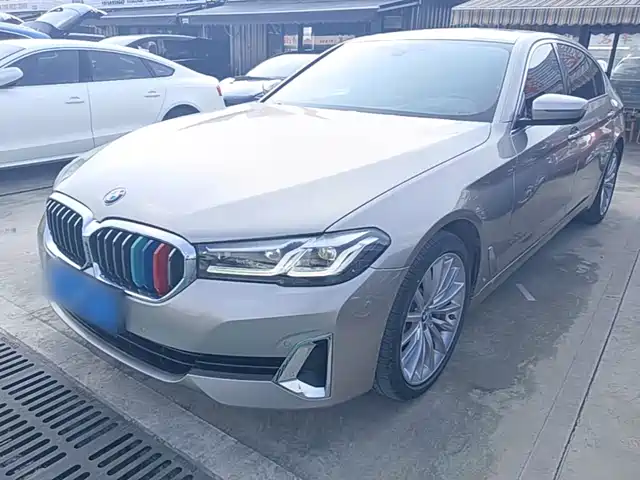 BMW 5 Series 2021 — купить из Китая под заказ