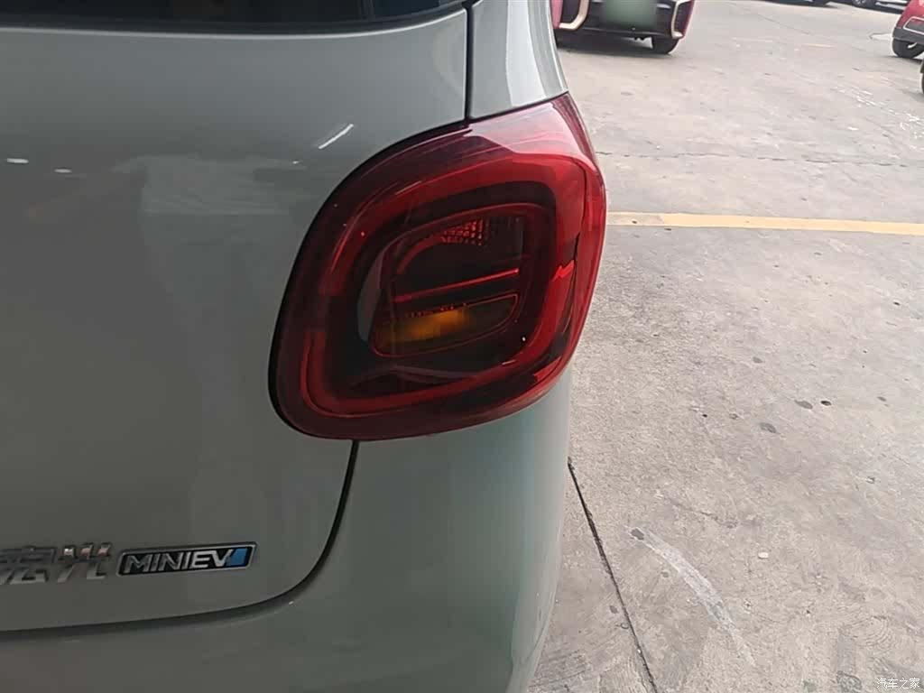 Wuling MINIEV, 2025 8