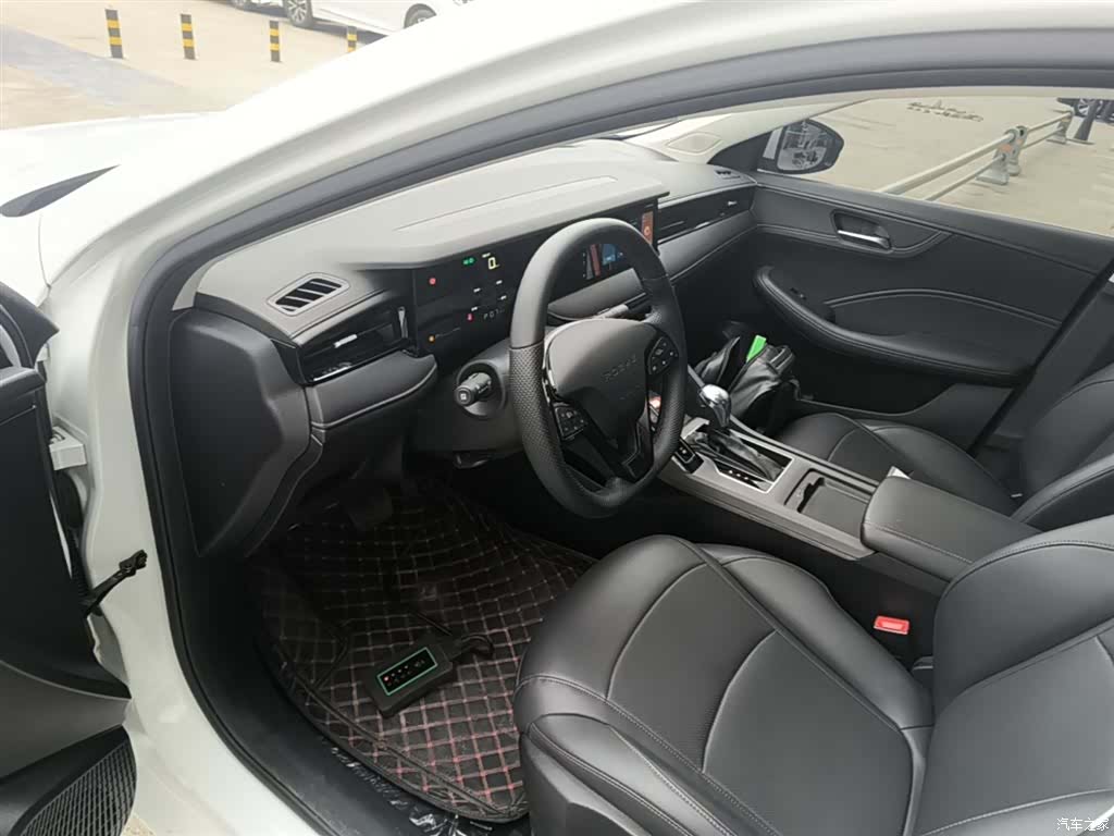 Roewe i5, 2024 16