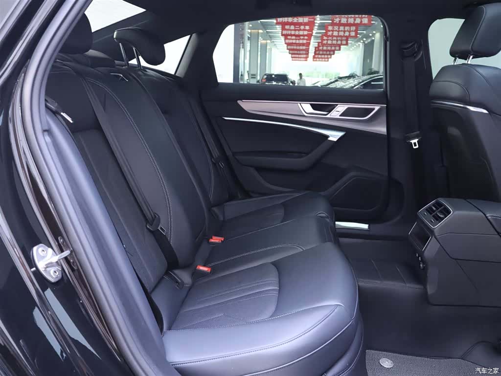 Audi A6L, 2025 22
