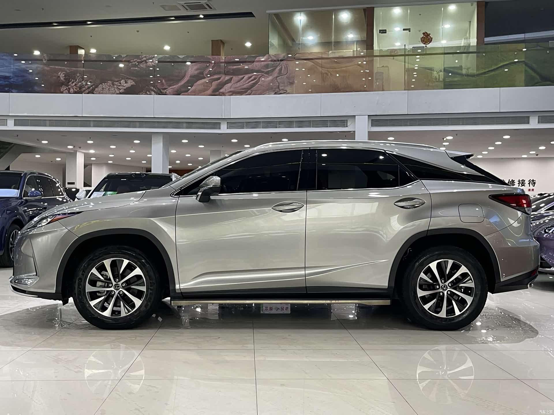 Lexus RX, 2020 11
