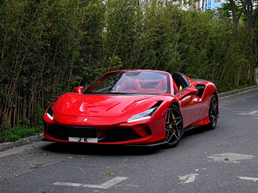 Ferrari F8