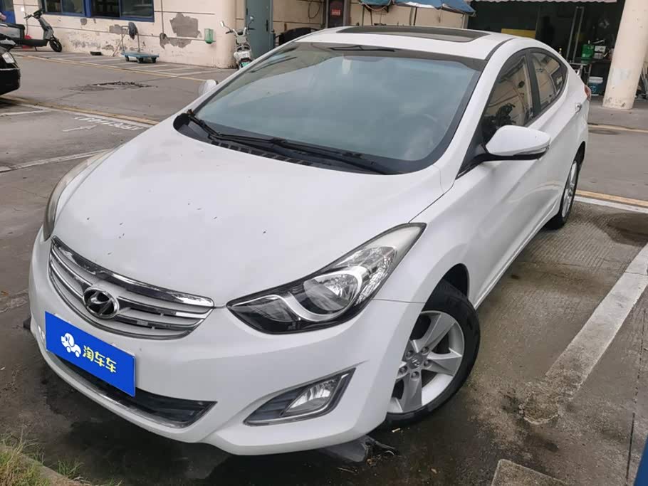 Hyundai Elantra