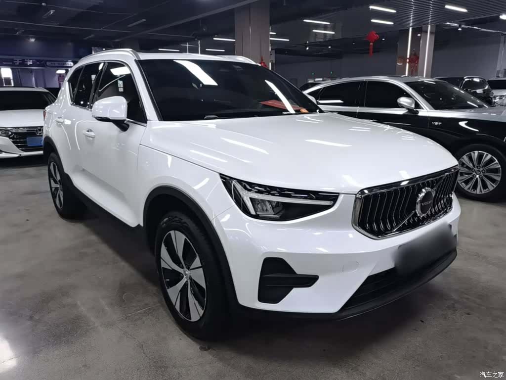 Volvo XC40, 2024 4