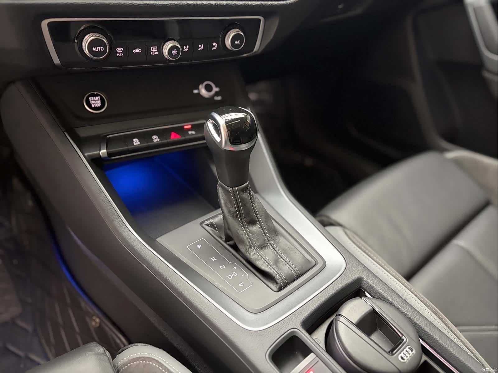 Audi Q3, 2022 16