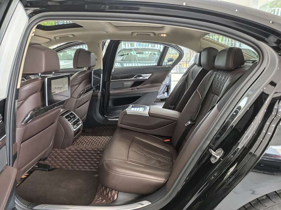 BMW 7 series BMW 7 series