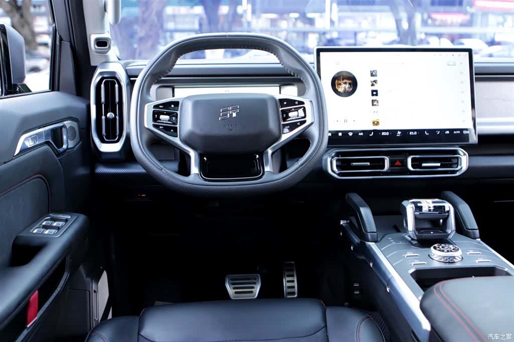 Jetour Traveller, 2025 14