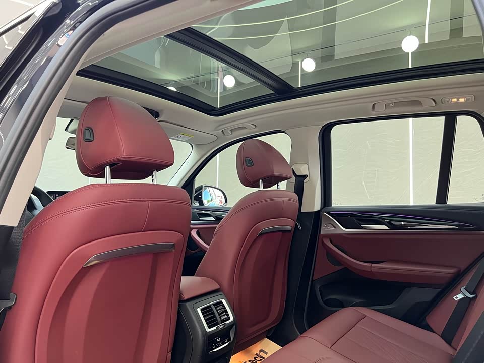 BMW iX3 BMW iX3