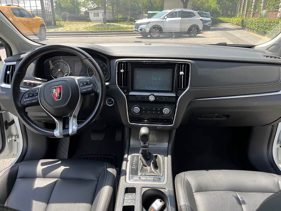 Roewe i6 Roewe i6