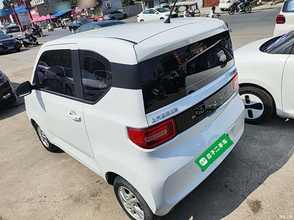 Wuling MINIEV, 2021 все фото