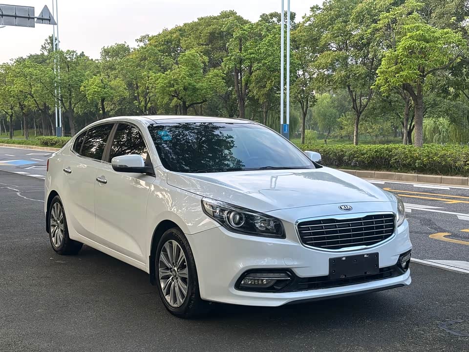 Kia K4