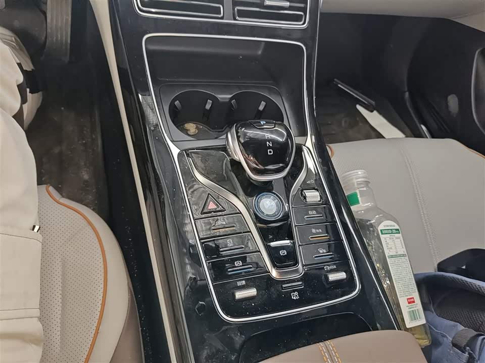 BYD Qin Yuan BYD Qin Yuan