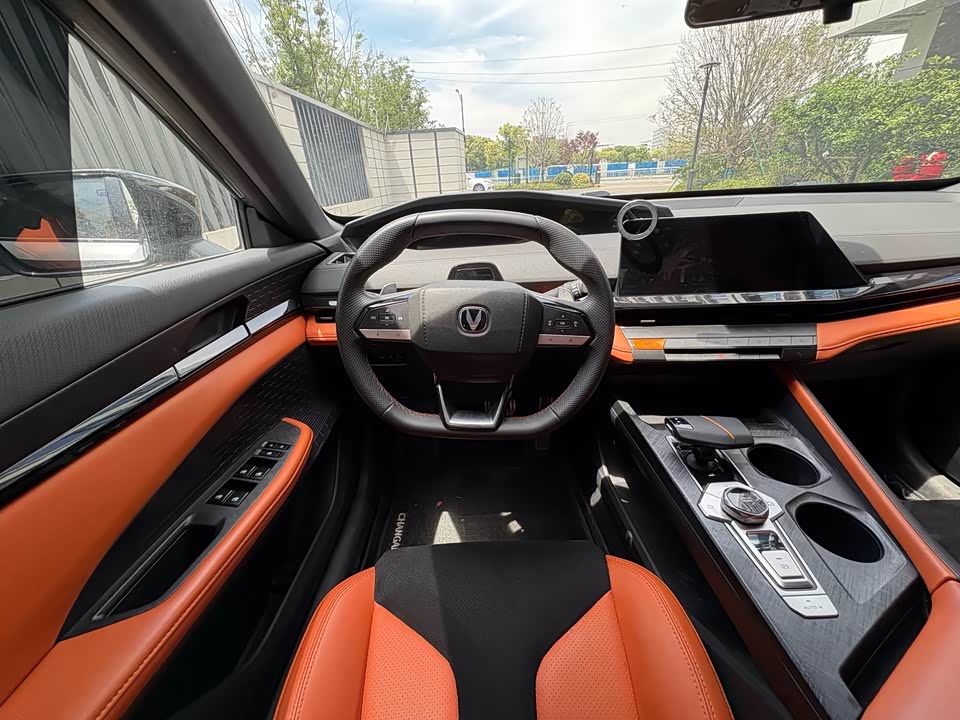 Changan UNI-V