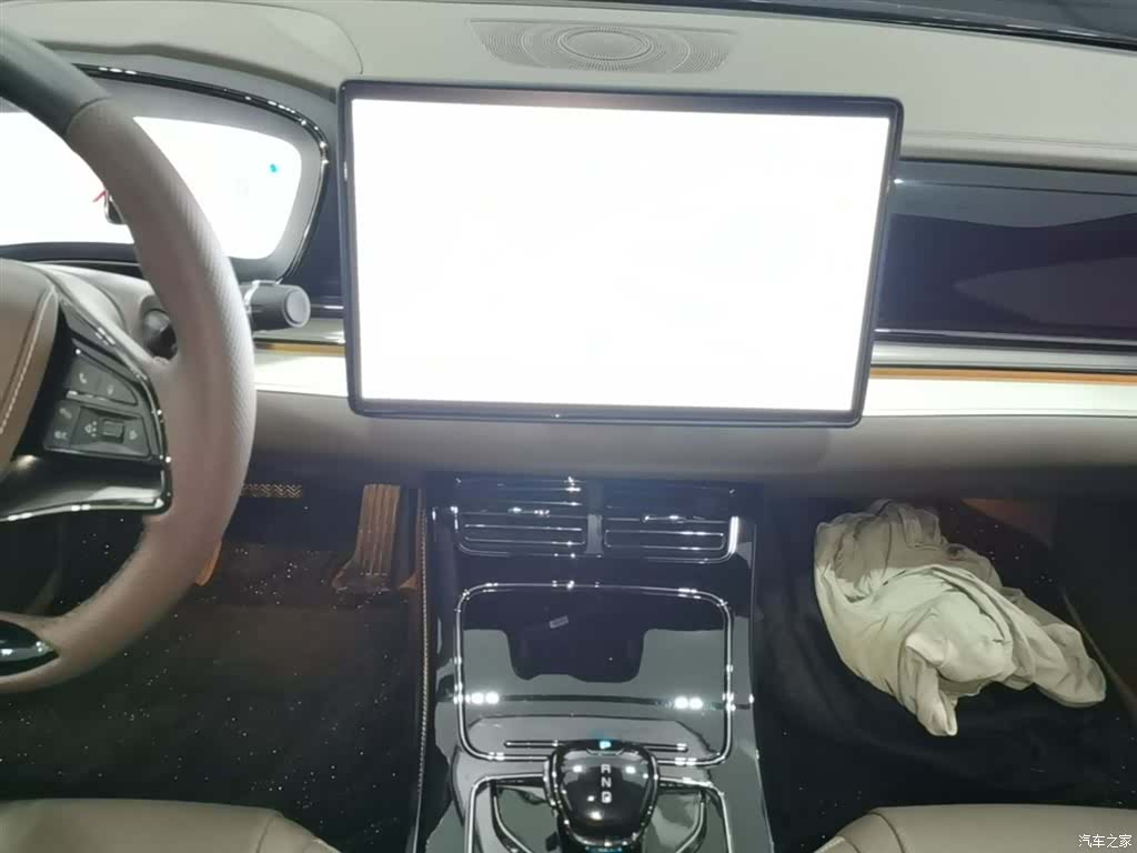 BYD Han, 2024 13