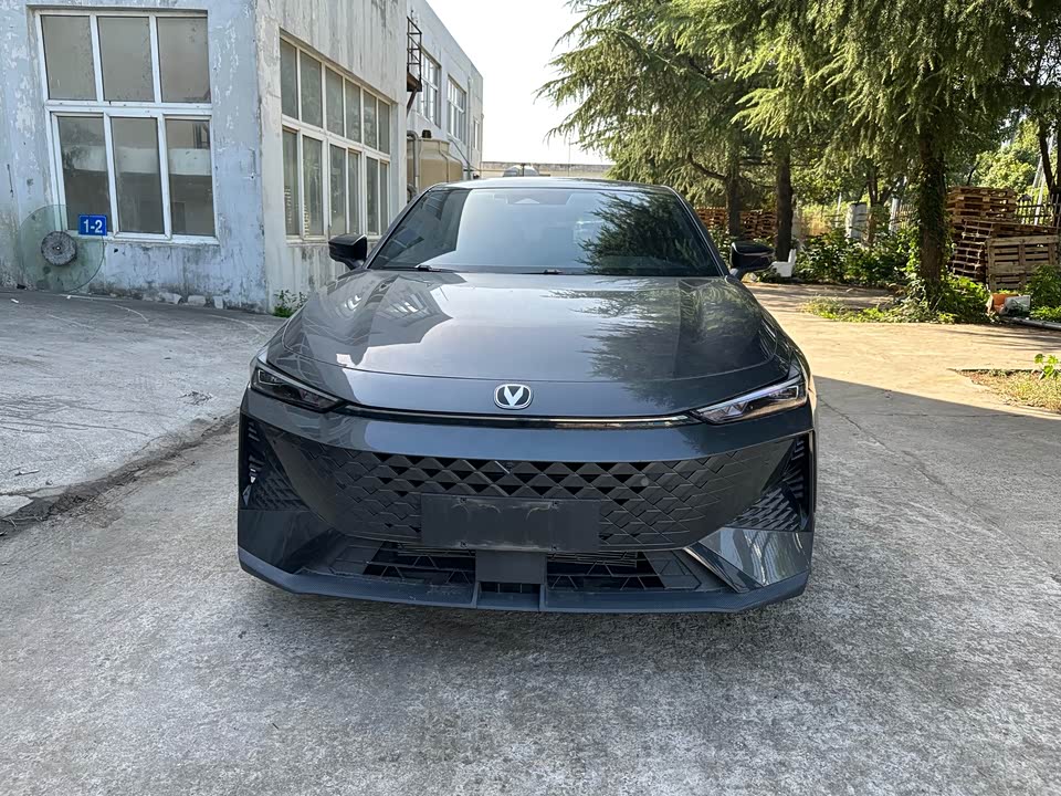 Changan UNI-V