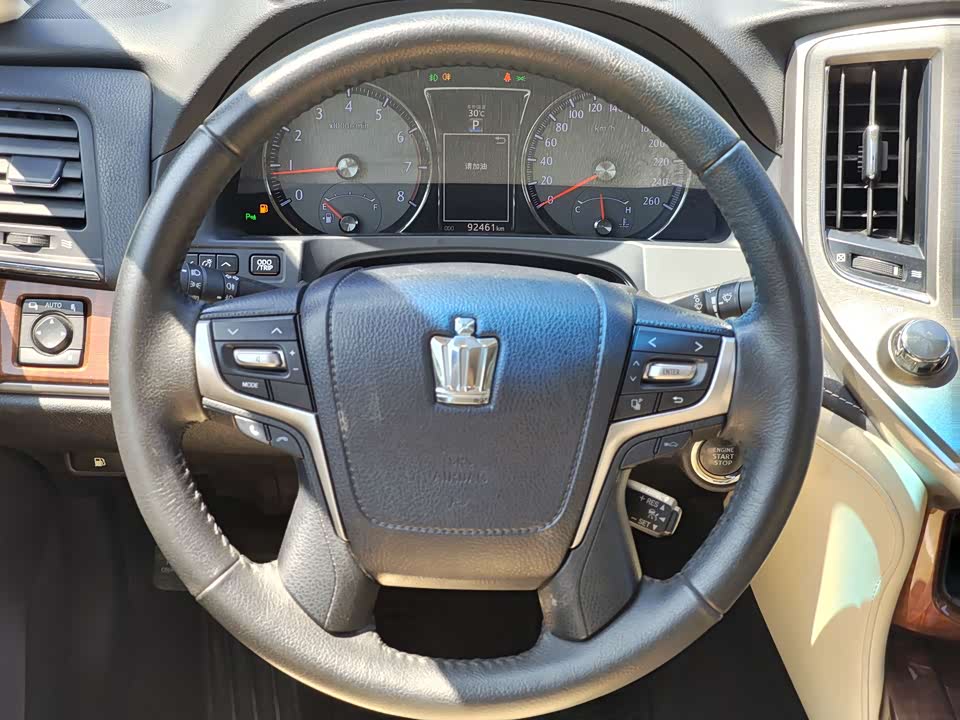 Toyota crown