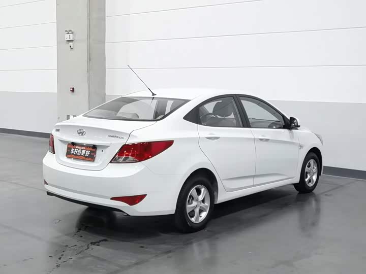 Hyundai Solaris 2016 1.4L МКПП zhi neng xing GLS