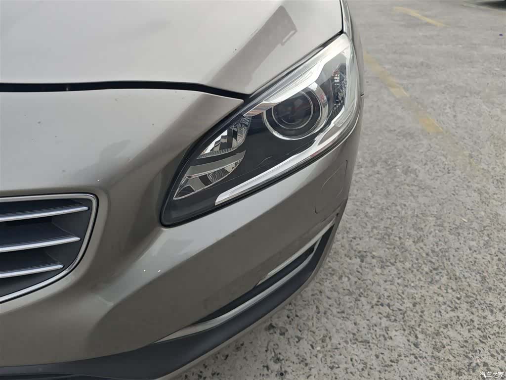 Volvo S60, 2014 24