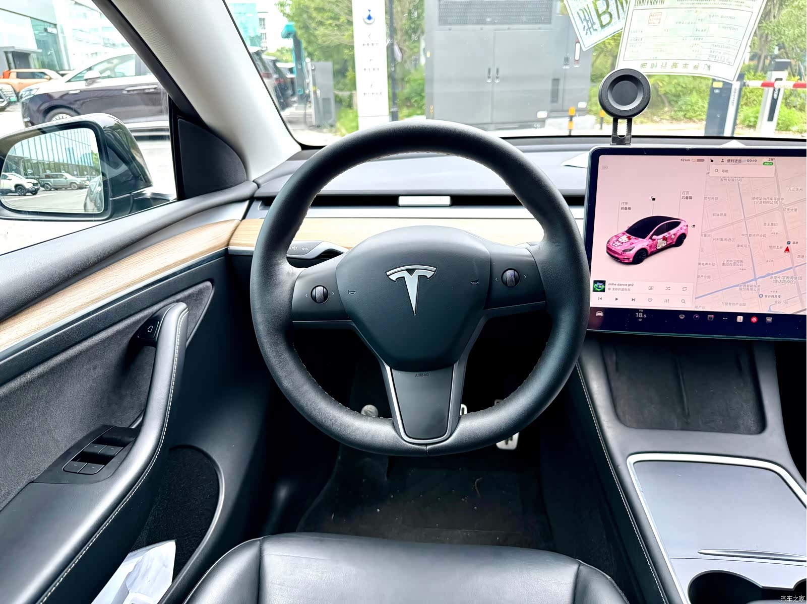 Tesla Model Y, 2023 10