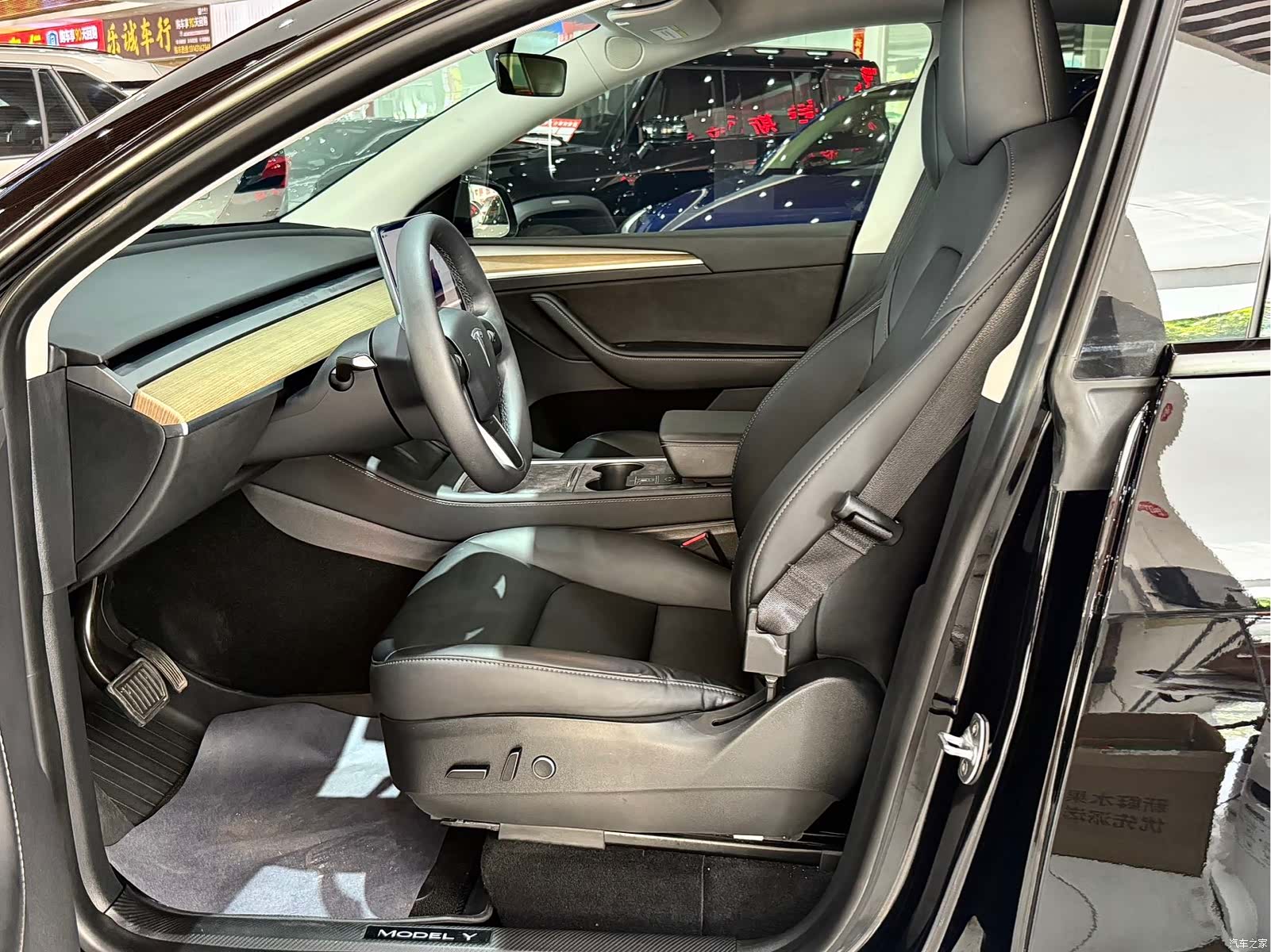 Tesla Model Y, 2022 7