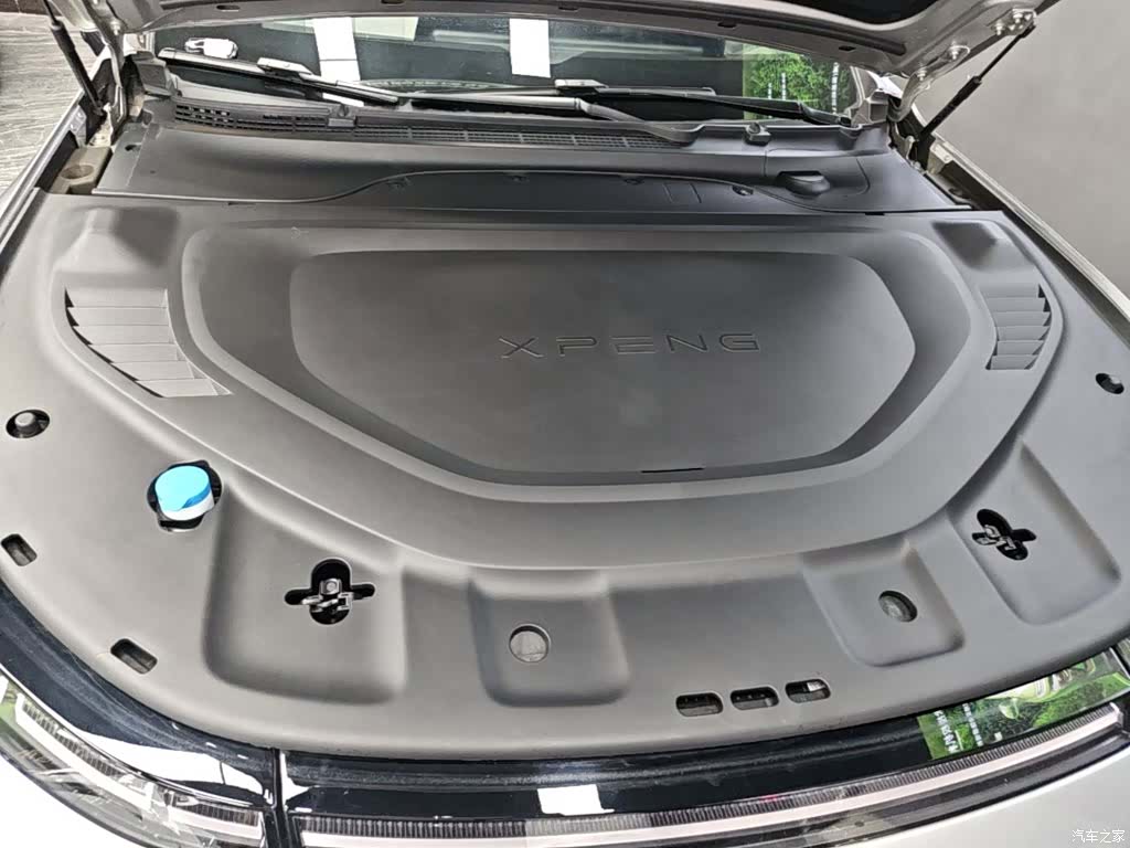 Xpeng P7, 2023 20
