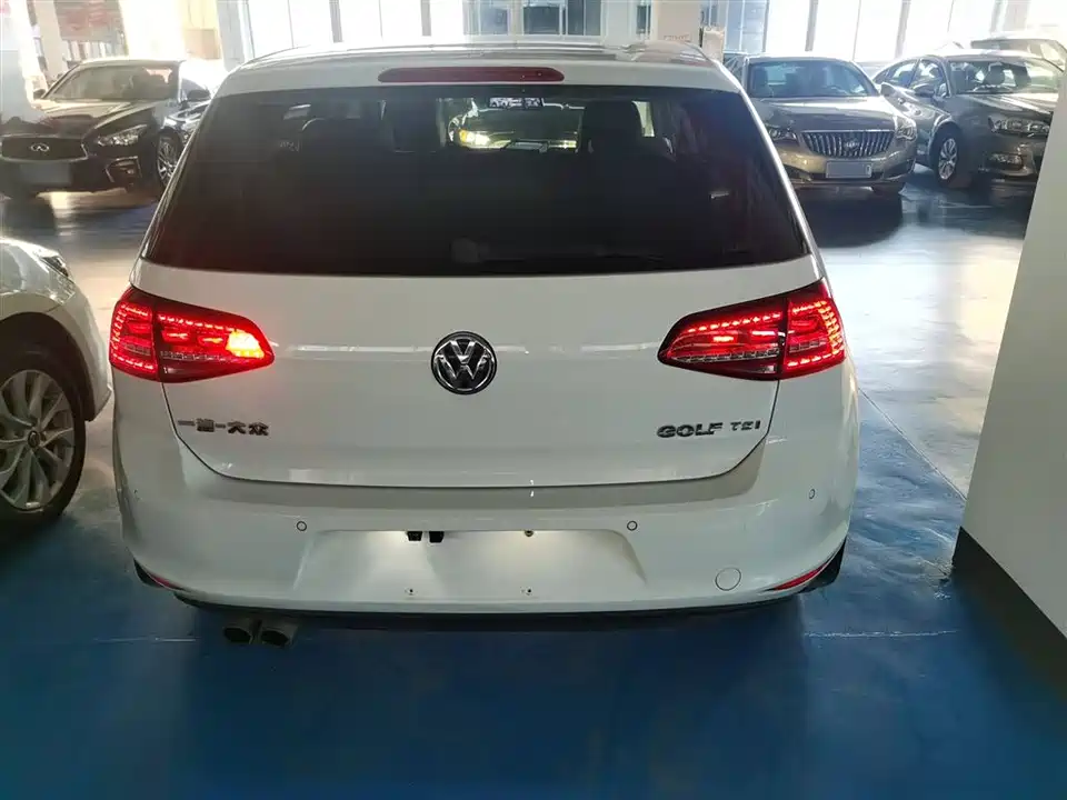 Volkswagen golf