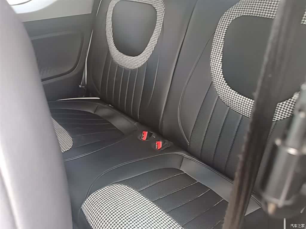 Wuling MINIEV, 2025 17