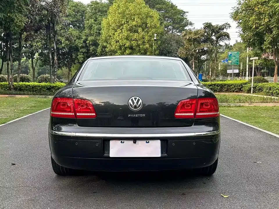 Volkswagen Phaeton