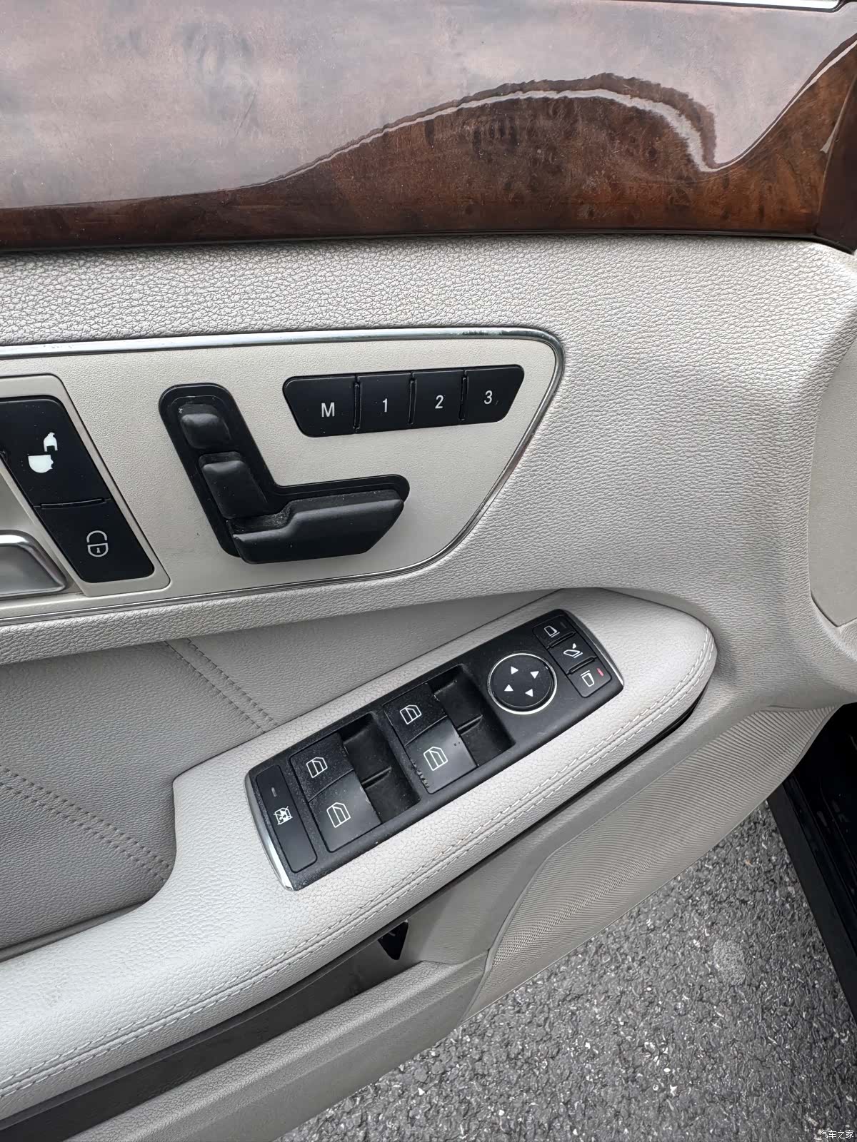 Mercedes-Benz E-Class, 2012 15